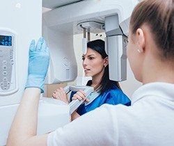 patient getting a CBCT scan